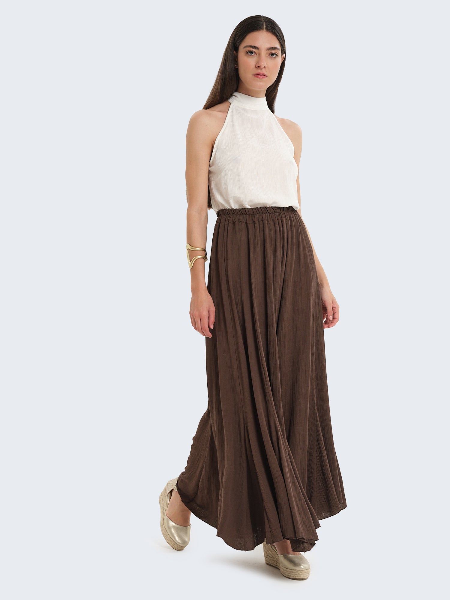 Top con scollo all'americana