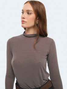 Maglia a collo alto in misto cashmere