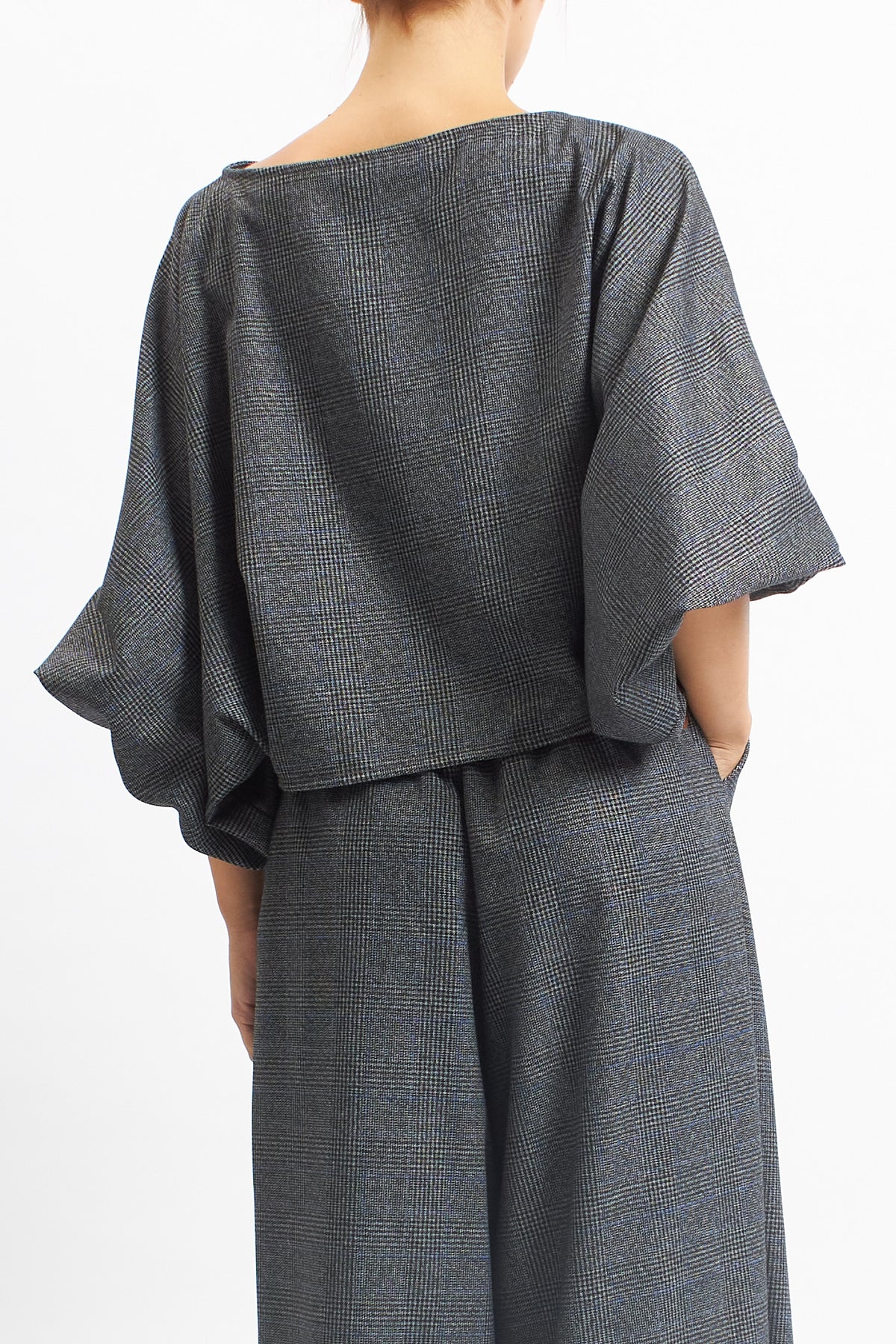 Blusa con fantasia check e manica a palloncino