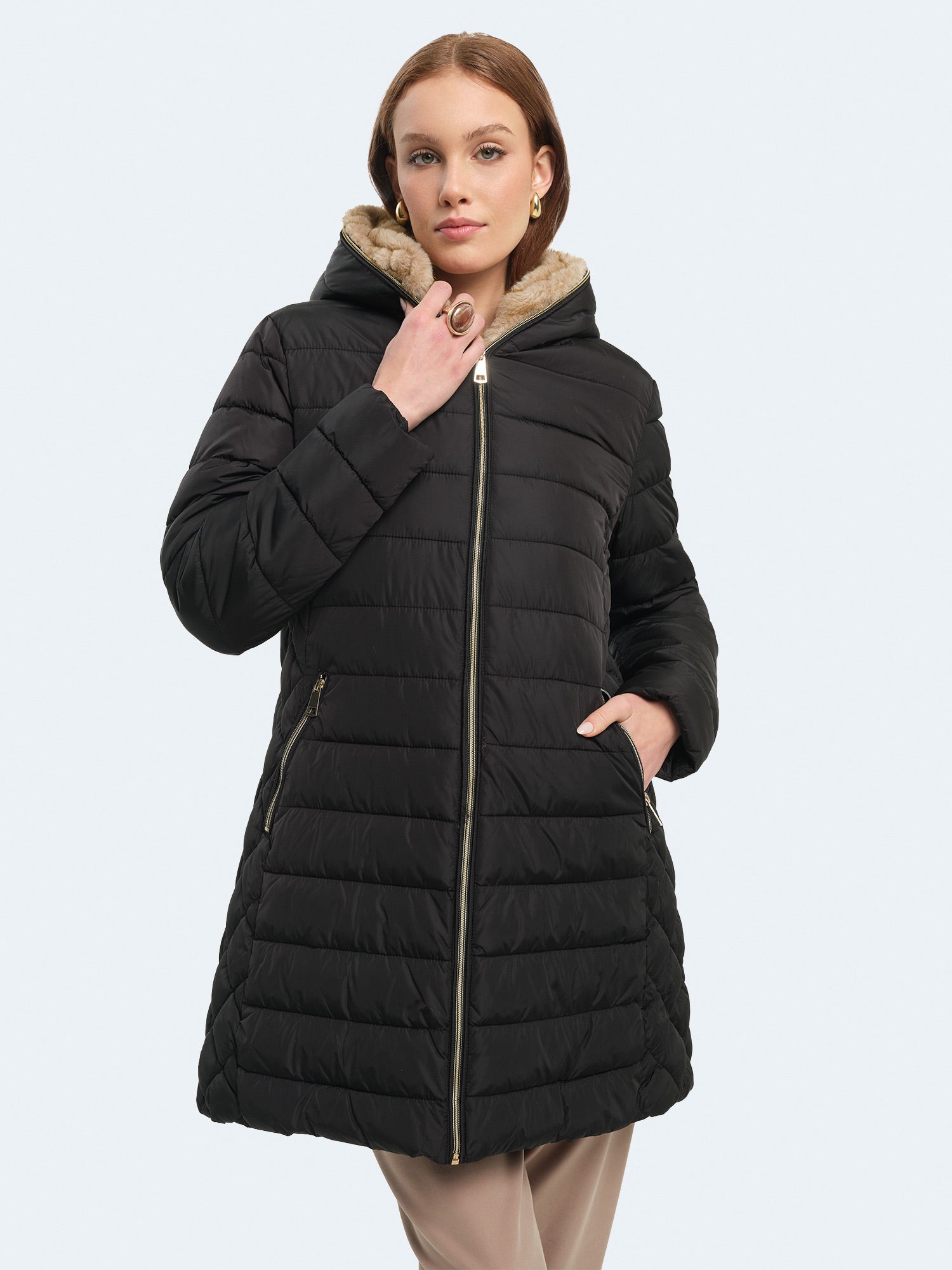 Piumino lungo con pelliccia