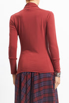 Maglia con scollo a V stretch