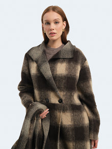 Cappotto lungo in lanacotta con sciarpa