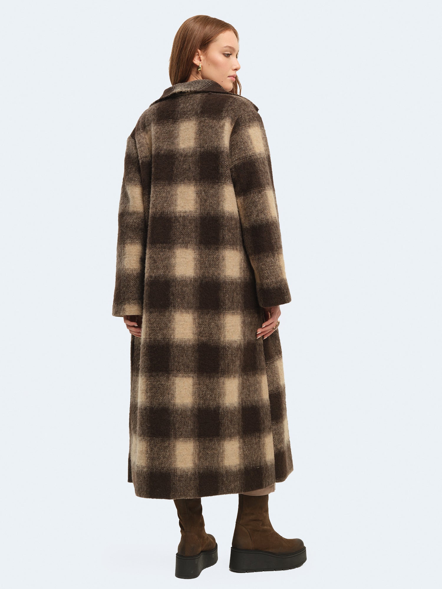 Cappotto lungo in lanacotta con sciarpa