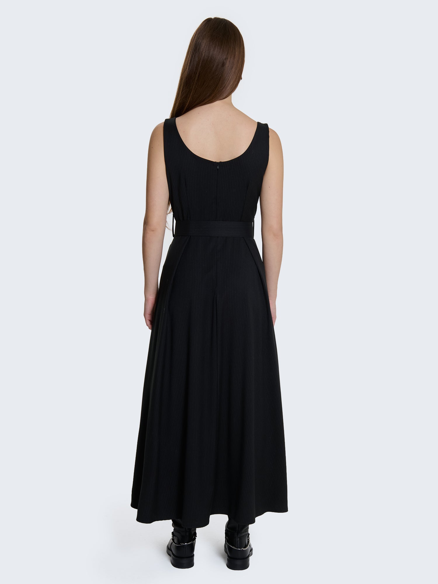 Abito con scollo quadrato gessato