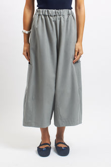 Pantalone Barrel con tasche