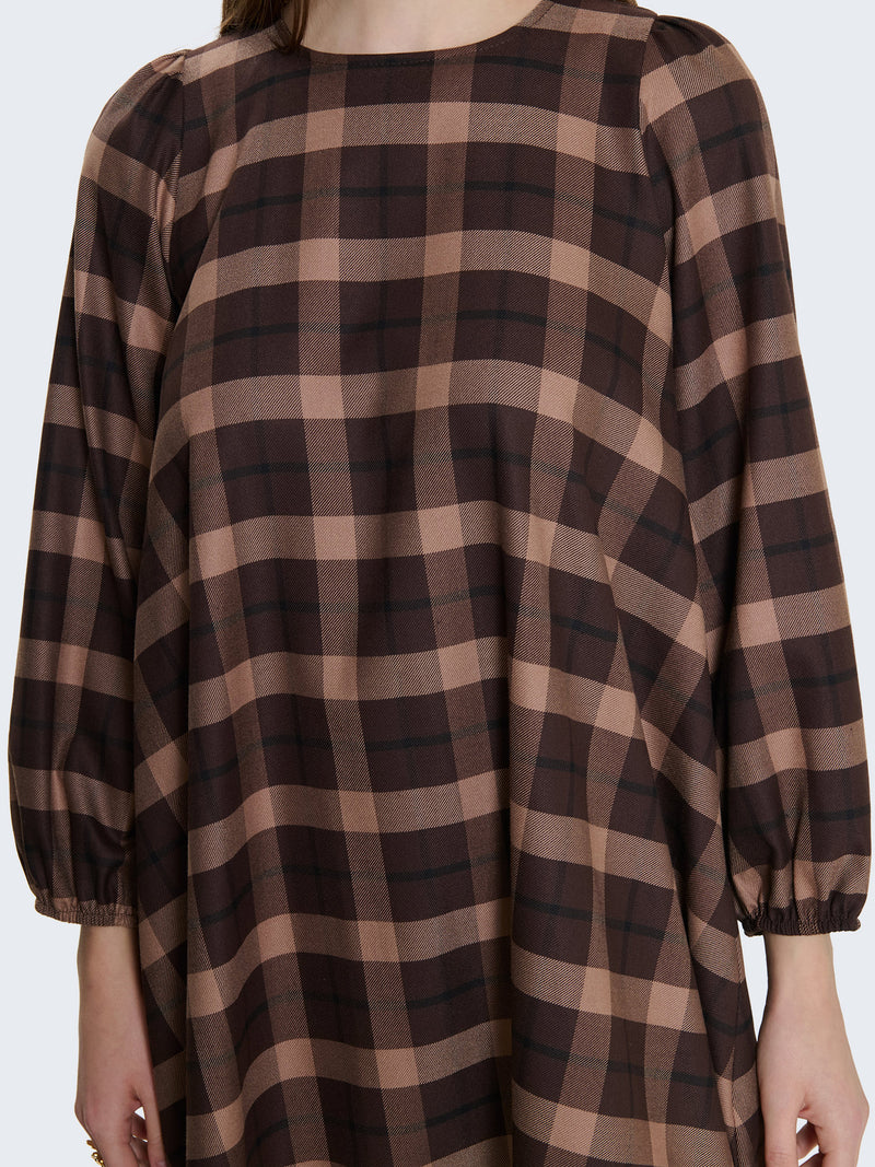 Abito corto a quadri con maniche a palloncino