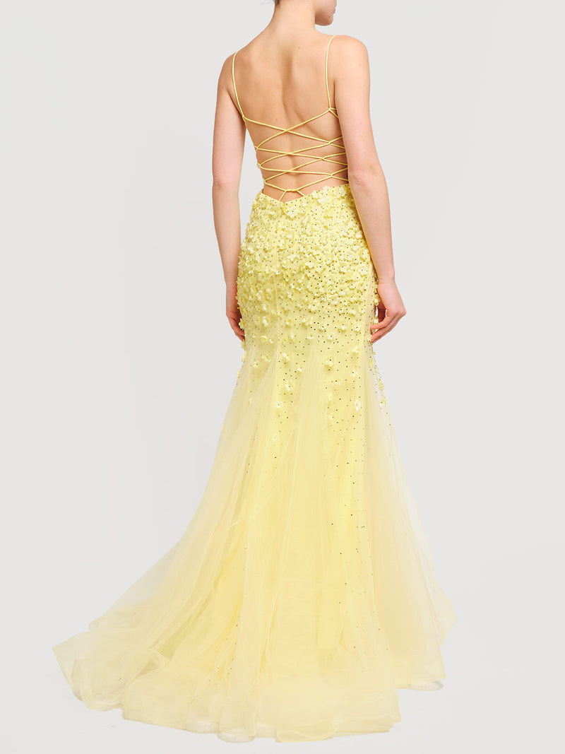 Abito lungo in toulle con fiori e strass