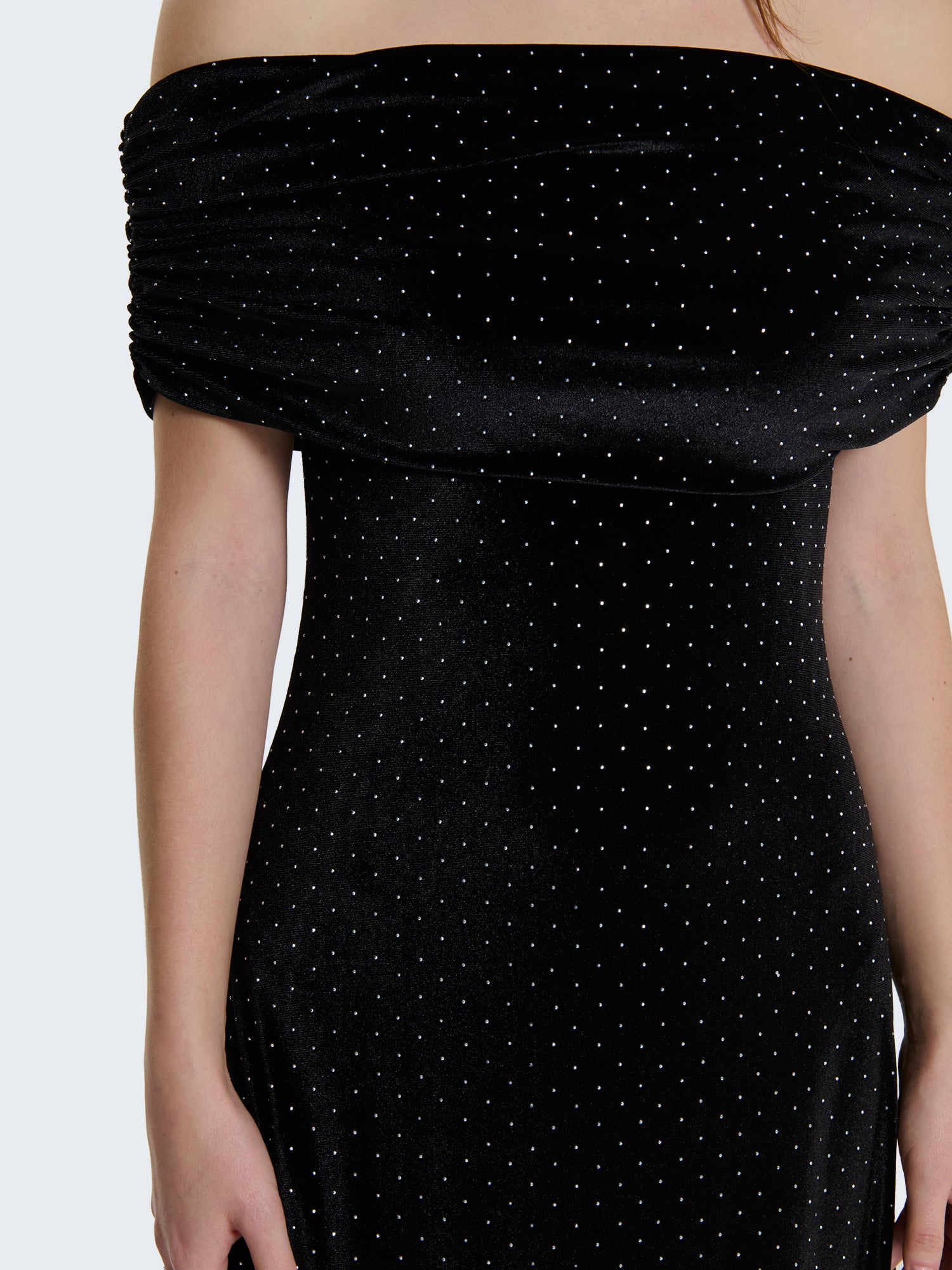 Abito lungo in velluto con strass