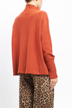 Oversized sweater with ribbed collar