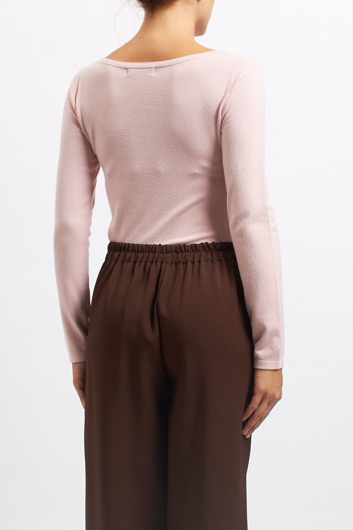 Maglia cropped con scollo a barca