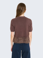 Maglia a maniche corte con bordo in pelo