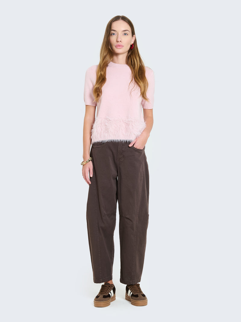 Maglia a maniche corte con bordo in pelo