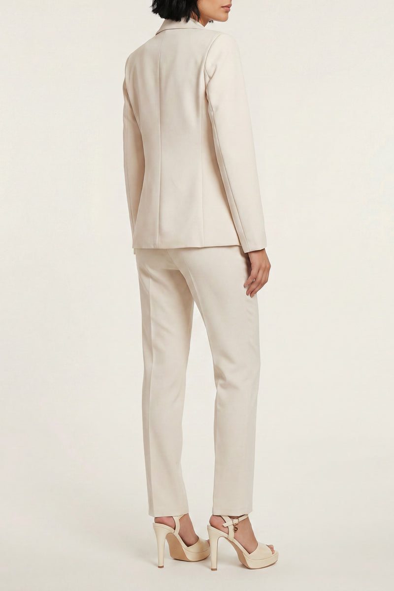 Completo blazer e pantaloni flared
