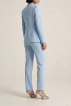 Completo blazer e pantaloni flared