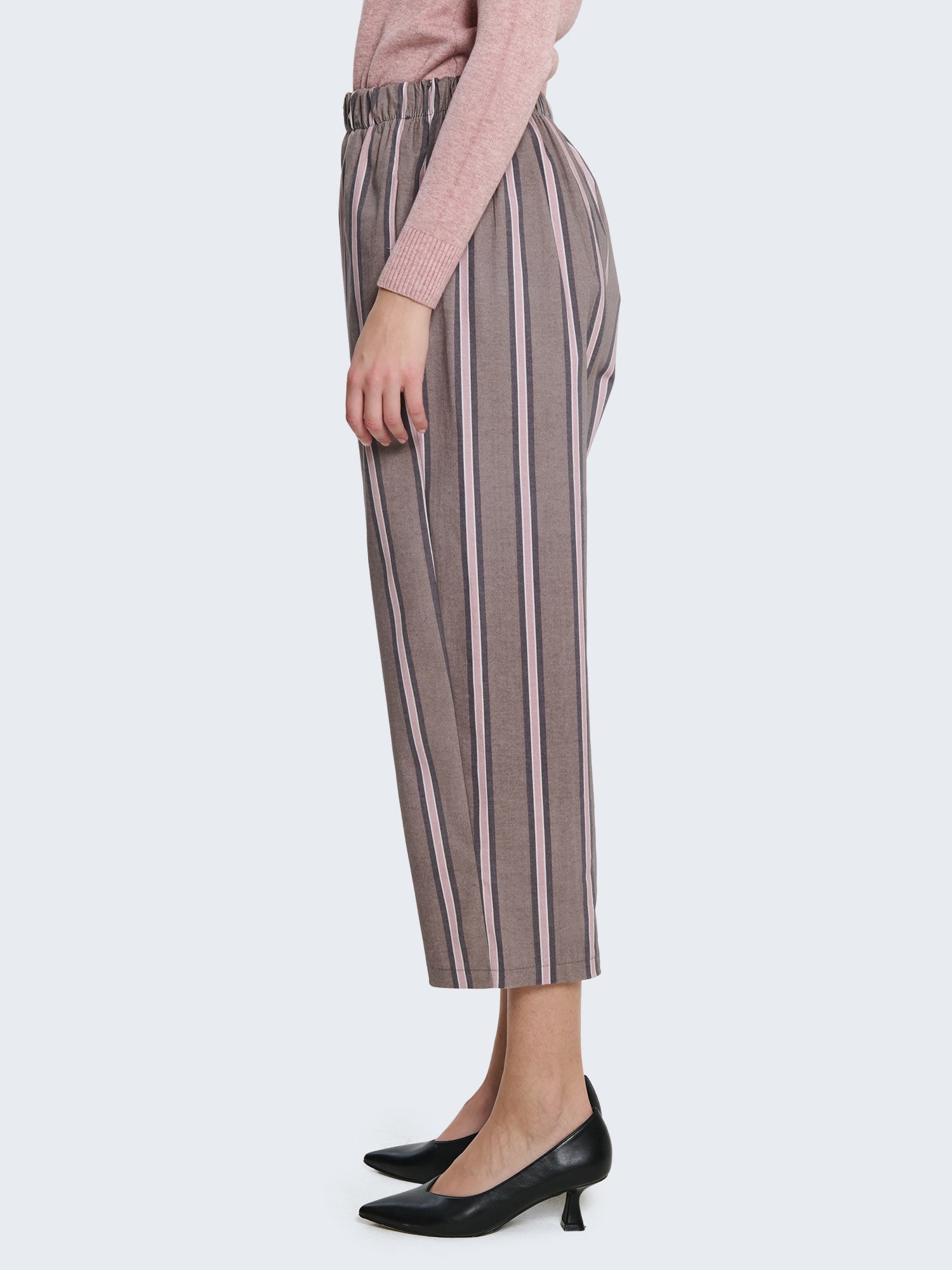 Cotton trousers with vertical stripes