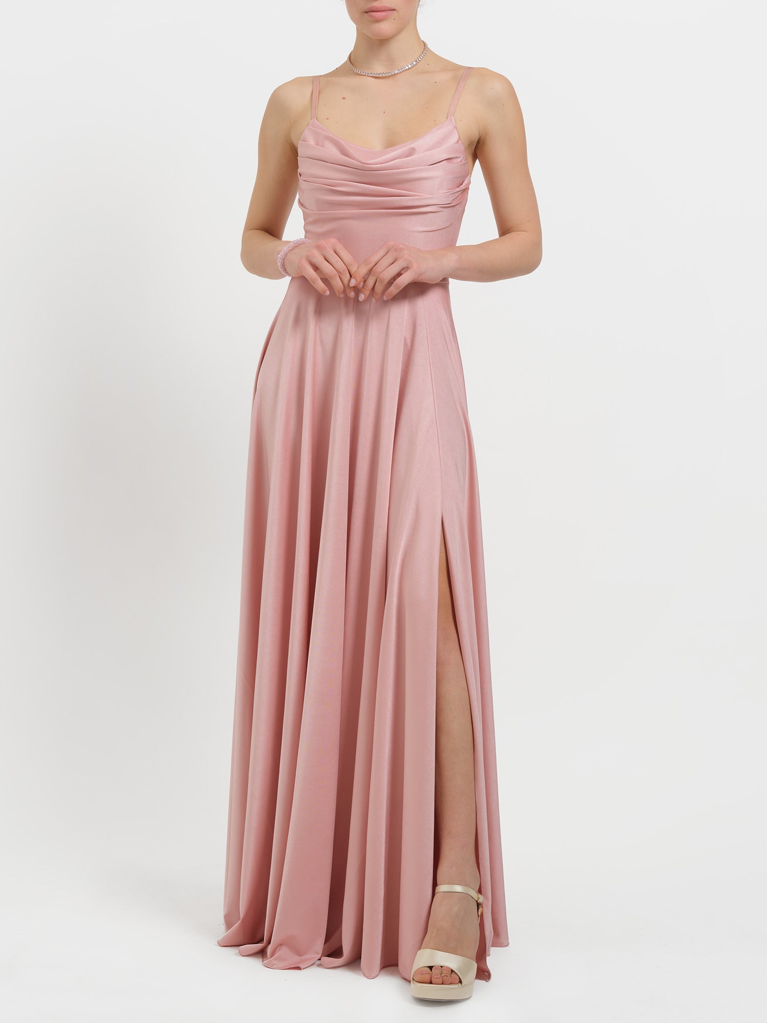 Abito lungo con drappeggio