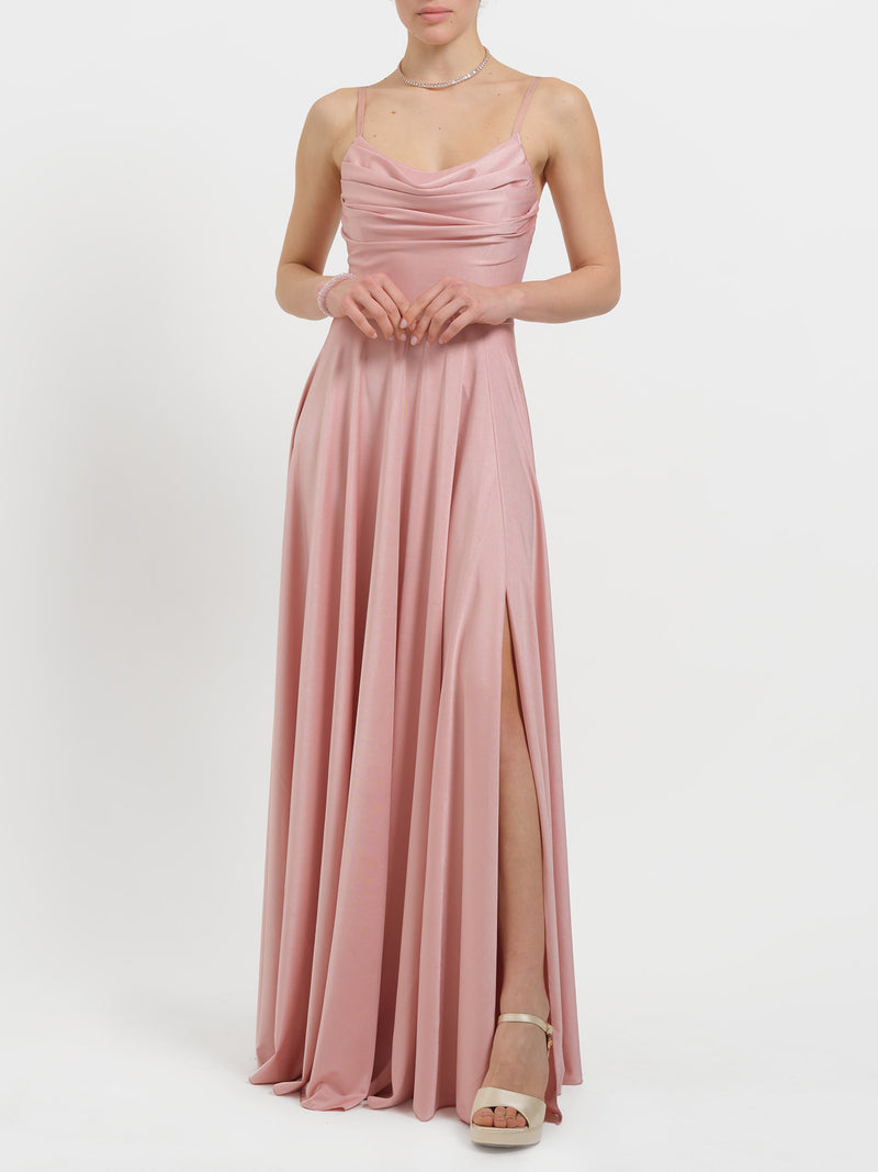 Abito lungo con drappeggio