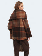 Cappotto corto in lanacotta con sciarpa