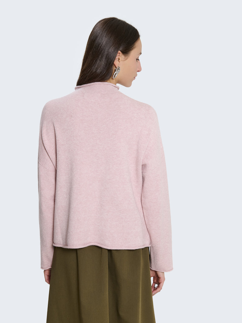 Sweater with soft collar