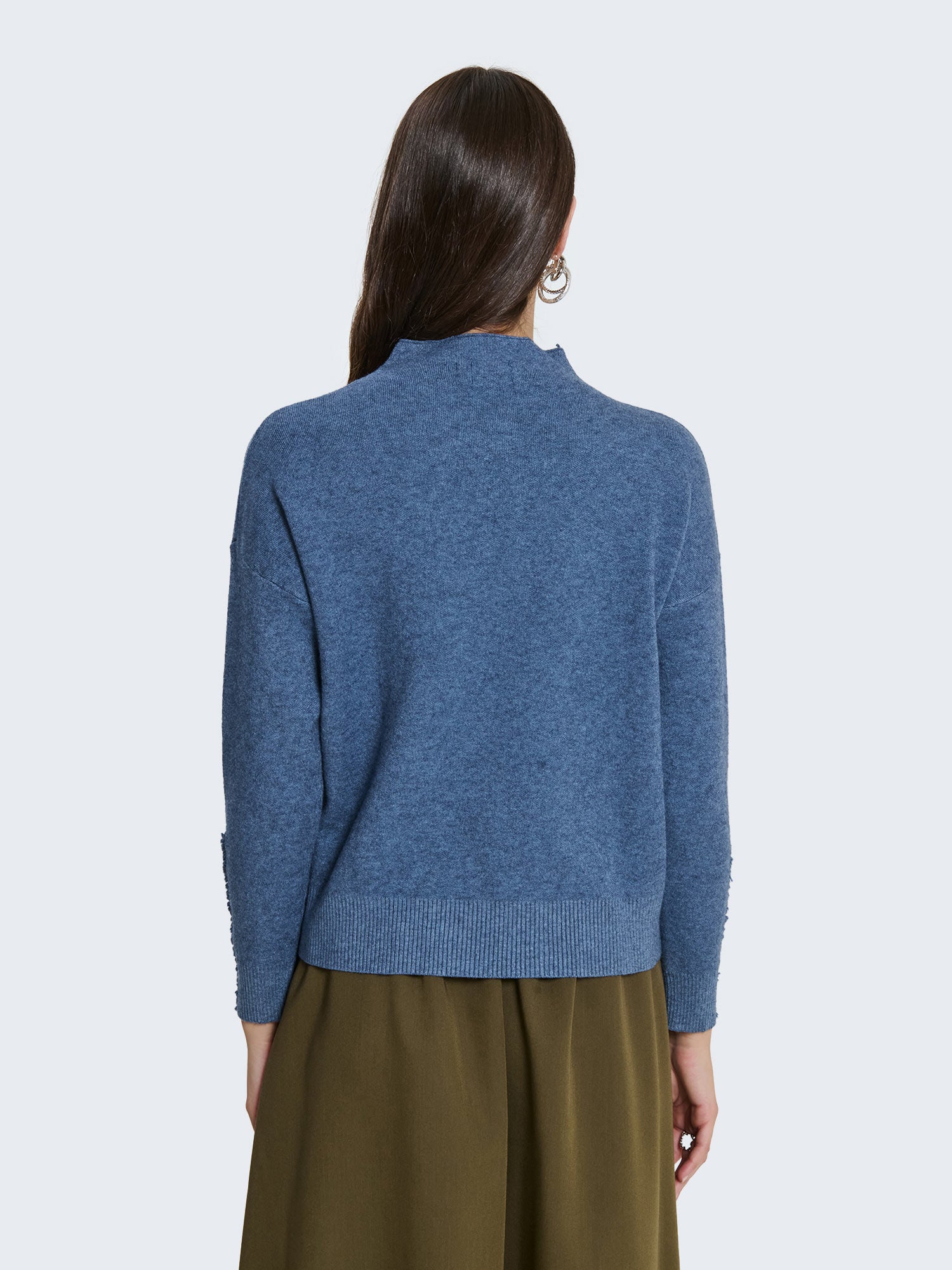 Crew neck sweater with decorative buttons
