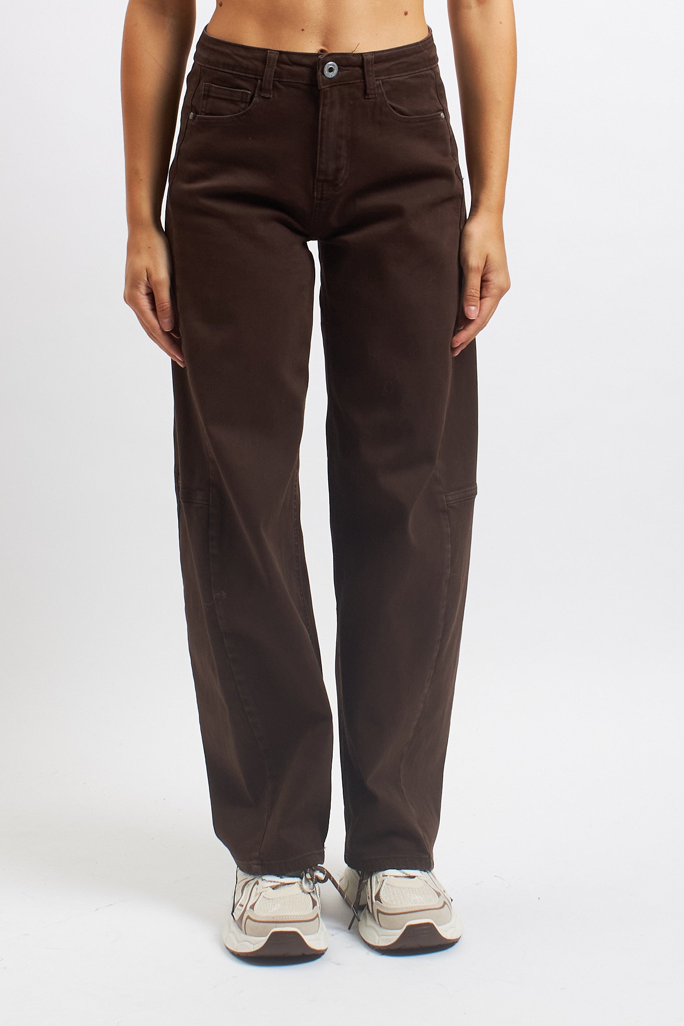 Pantalone barrel in cotone con tasche