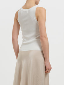 Top con scollo all'americana