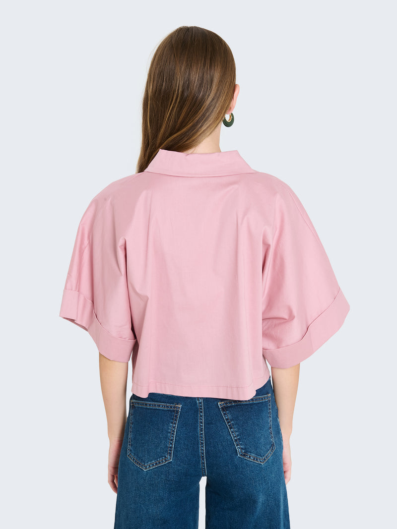 Camicia cropped con maniche corte ampie