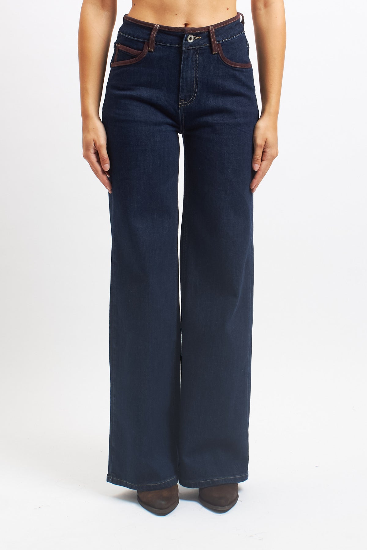 Jeans regular con inserti marrone