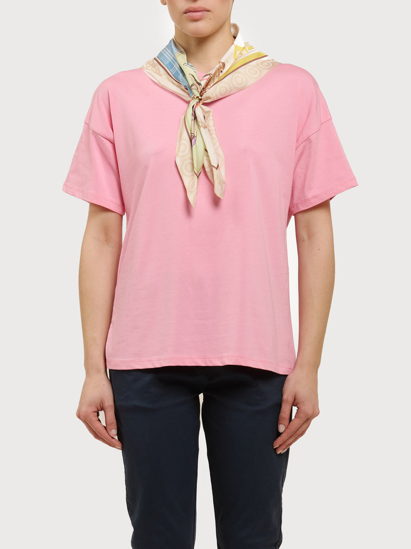 T-shirt con foulard