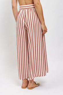 Pantalone palazzo a righe con cinta