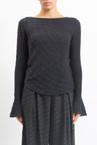 Maglia asimmetrica con manica volant