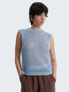 Sleeveless perforated shirt