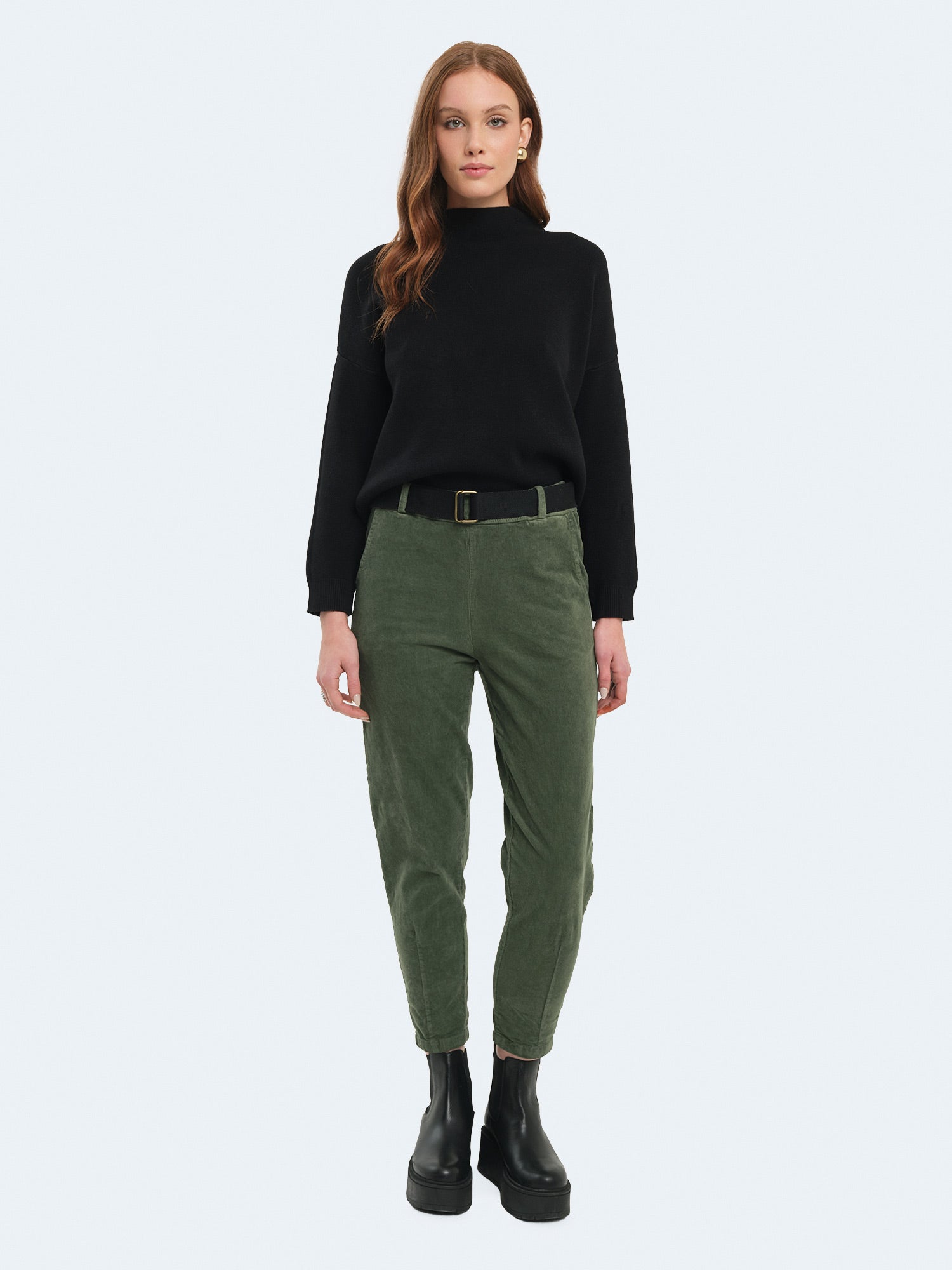 Pantaloni slim fit in velluto