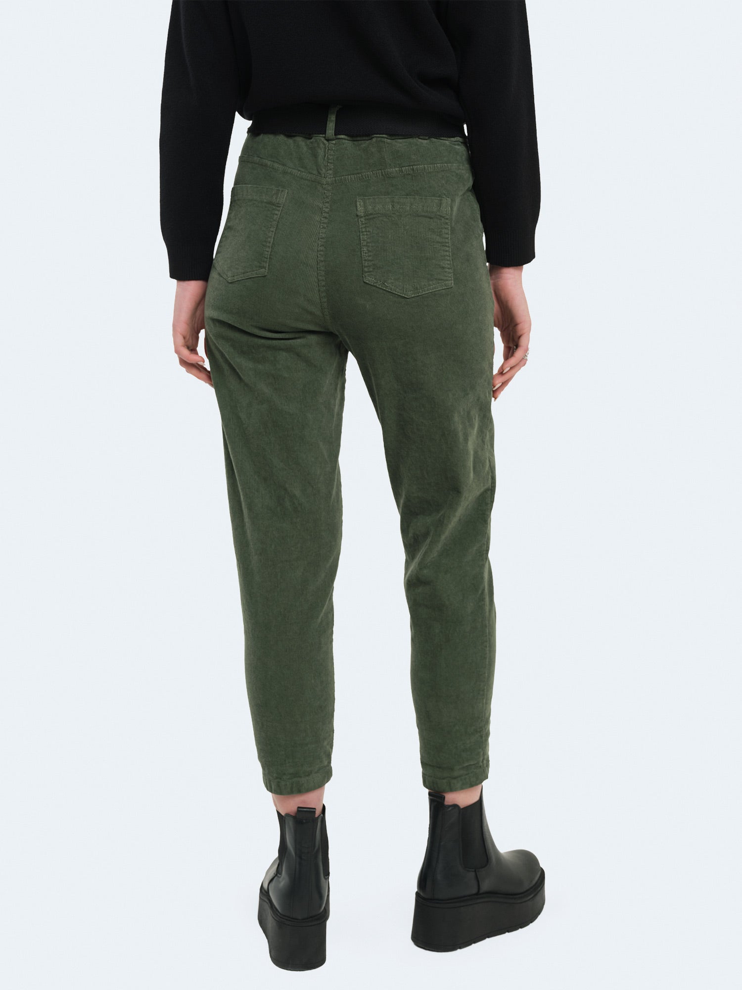 Pantaloni slim fit in velluto