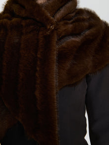 Mantellina in pelliccia