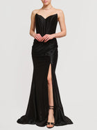 Abito lungo con corpetto