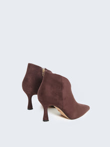 Stivaletti con scollo a punta