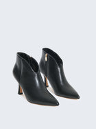 Stivaletti con scollo a punta