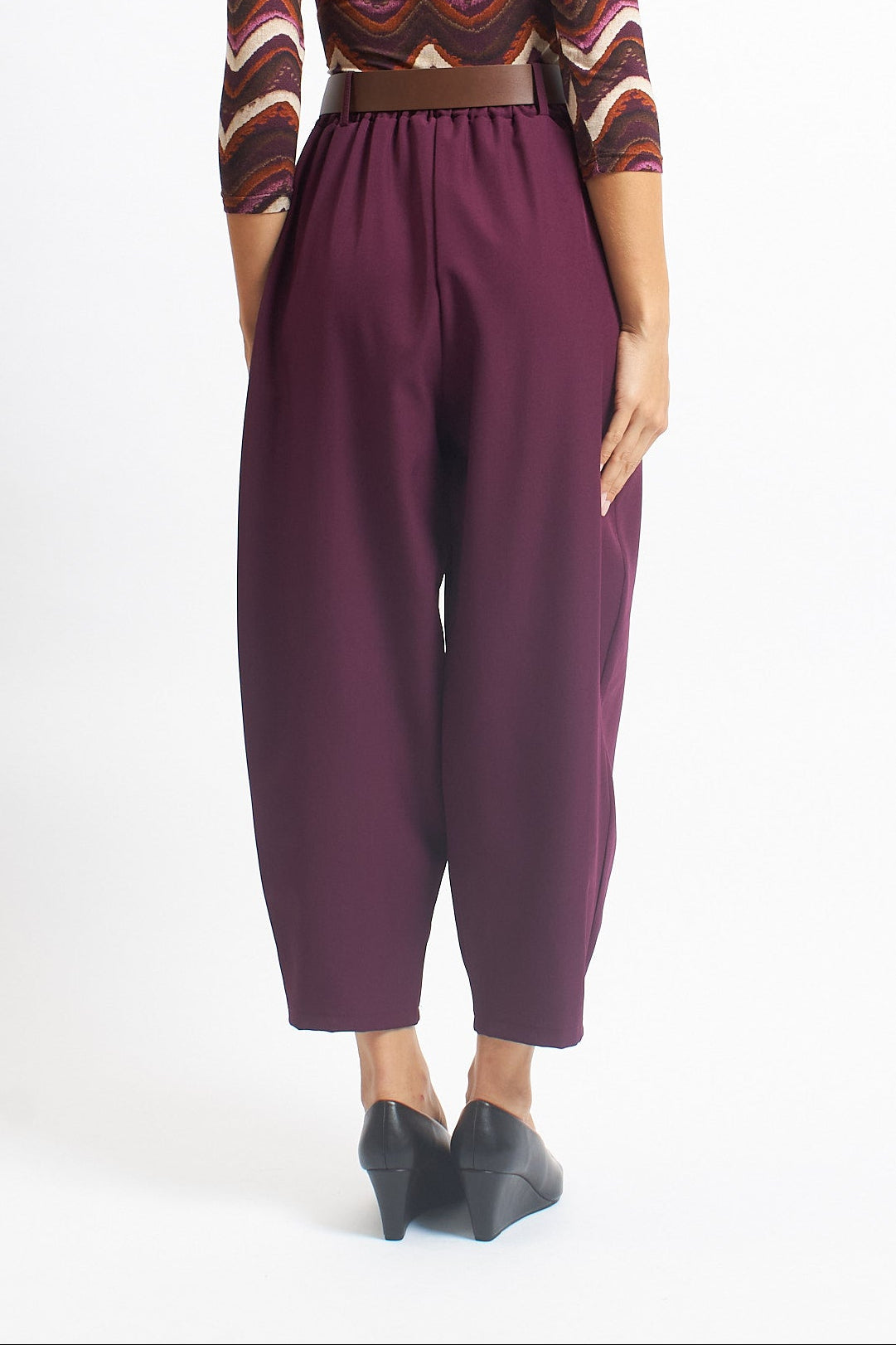 Pantalone barrel in cady con pannello