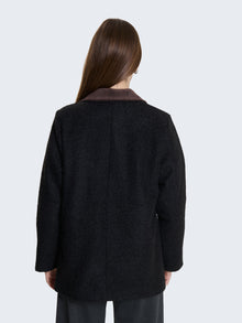 Blazer in lanacotta con spille gioiello