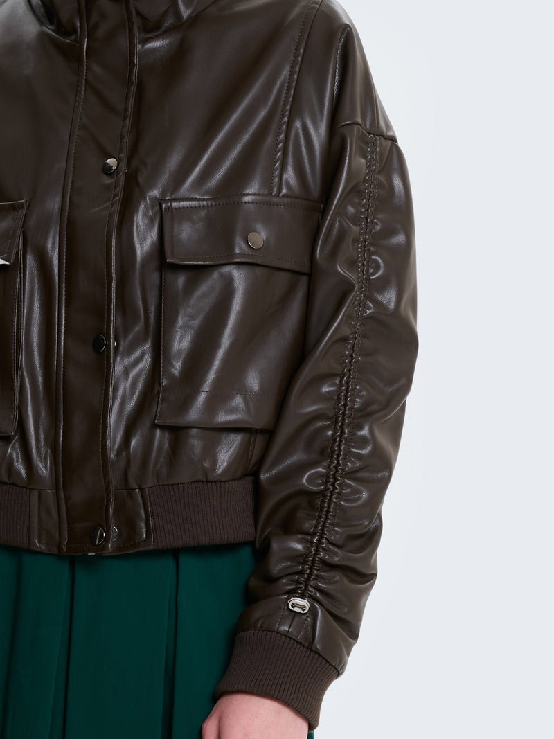 Bomber cropped in ecopelle marrone