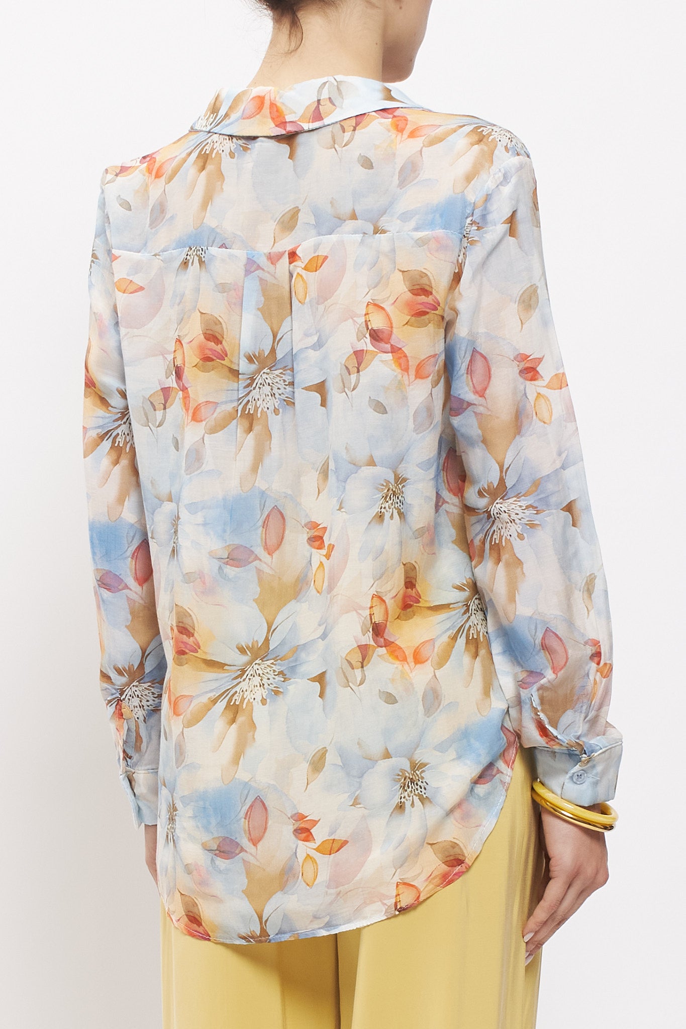 Camicia floreale in misto seta
