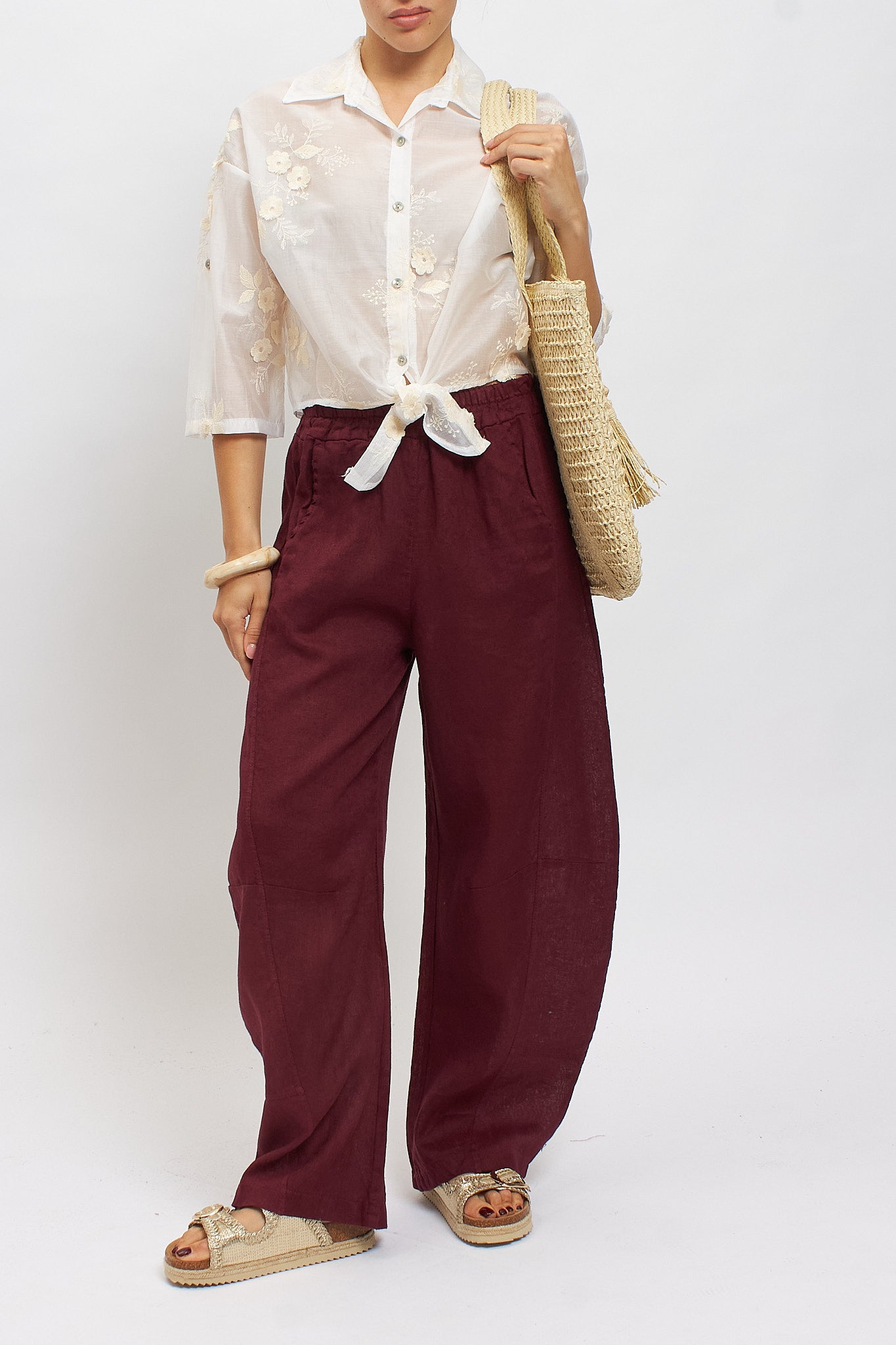 Camicia ricamata con fiocco