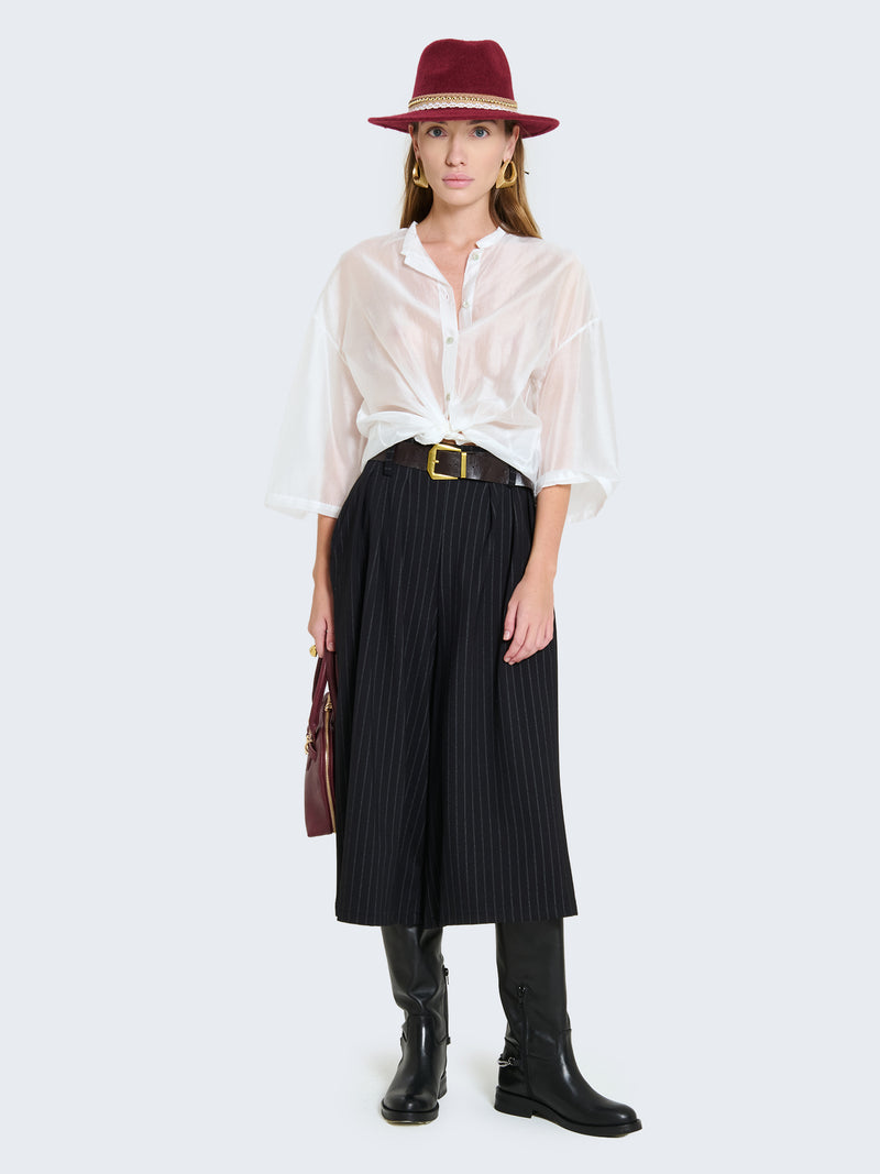 Pantaloni culotte gessati con cintura