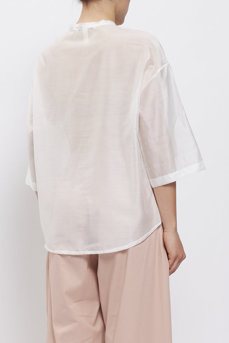 Camicia con fiocco e collo alla coreana