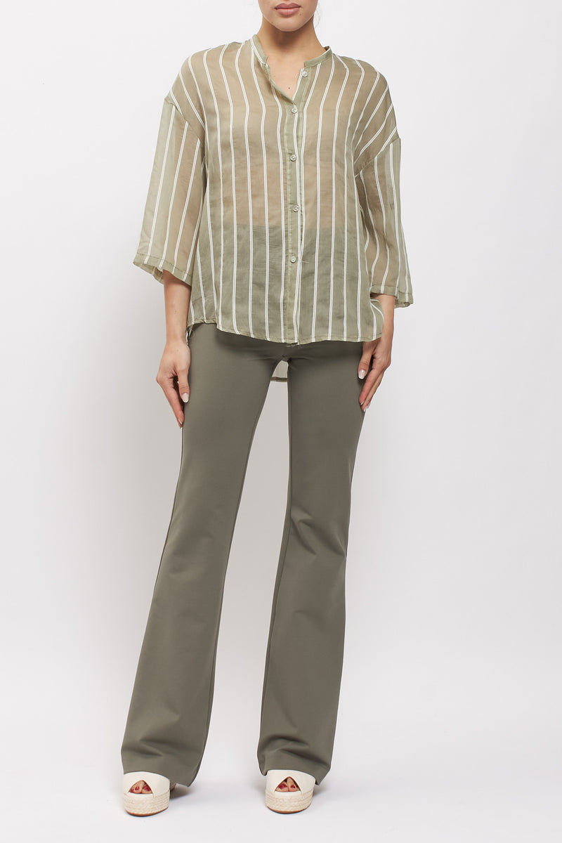 Camicia a righe con collo alla coreana