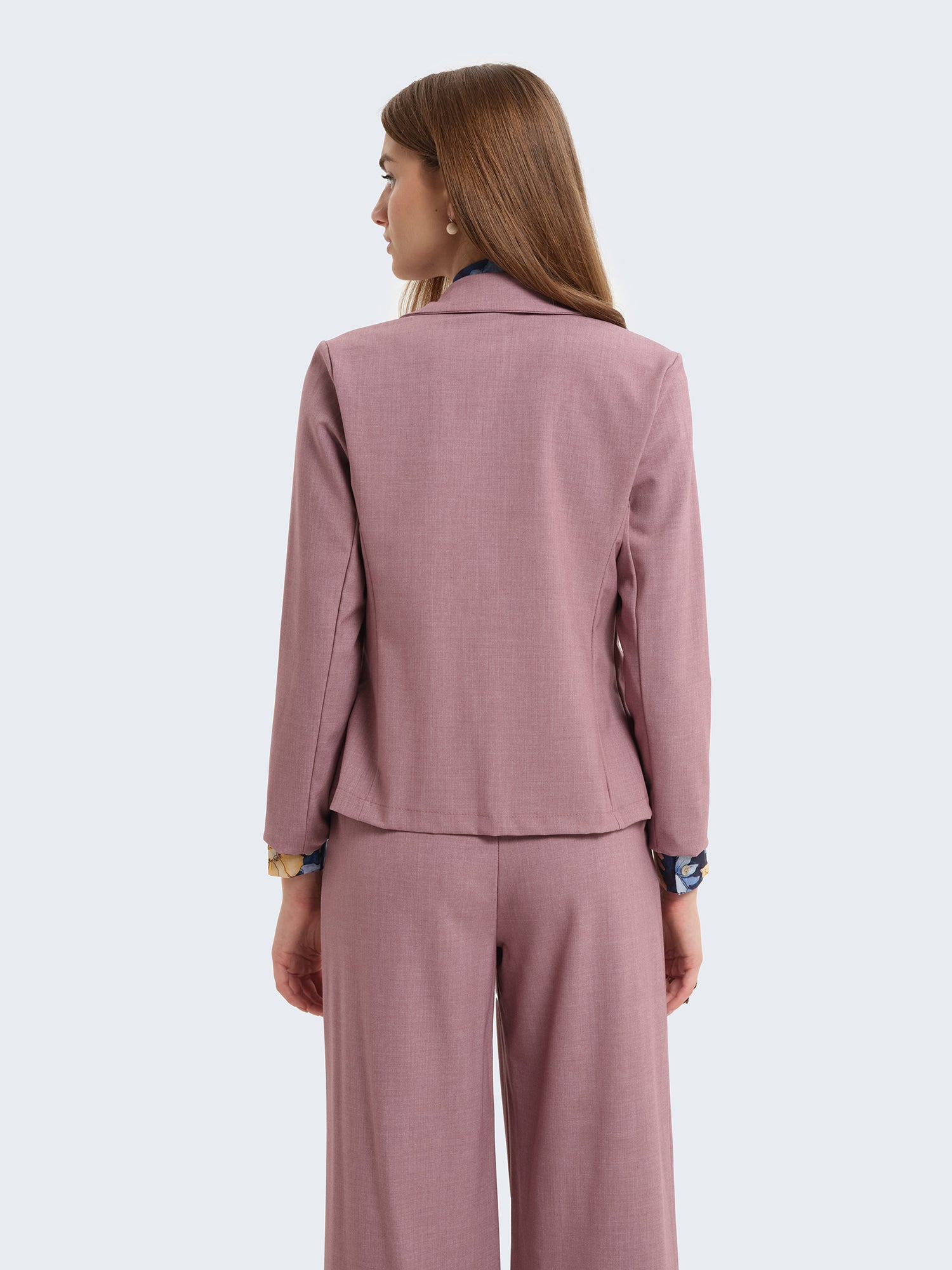 Lightweight short blazer