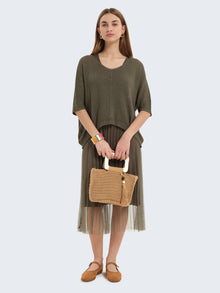Abito con gonna in tulle e cardigan