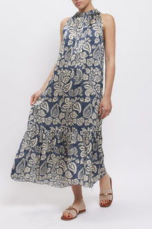 Abito fantasia con scollo all'americana