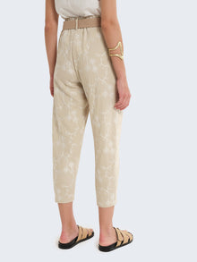 Pantaloni cargo con ricami floreali